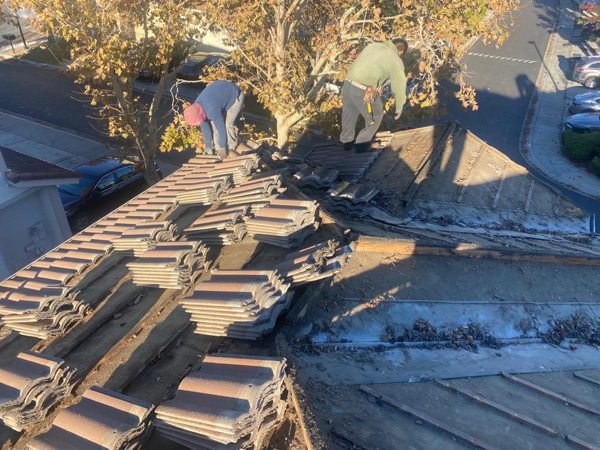 Tile roof tear-off — PRO Builder project